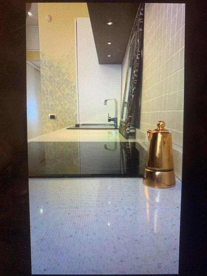 S.Ambrogio/Duomo •Jacuzzi • Luxury •Design Διαμέρισμα Μιλάνο Εξωτερικό φωτογραφία